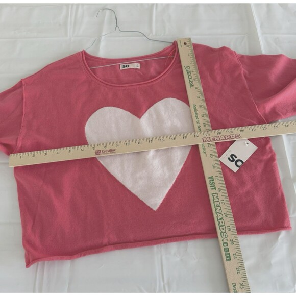 SO Juniors Pink Heart Cropped Sweater Size M Soft White Heart Coral Pink NWT - Picture 3 of 6